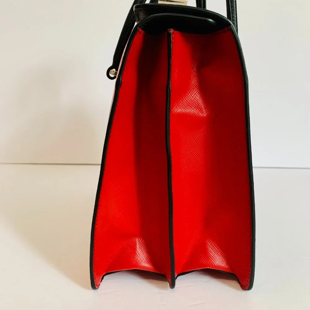 PRADA SAFFIANO LEATHER LIP PRINT HANDLE BAG LIMITED EDITION MADE IN ITALY - Picture 6 of 12